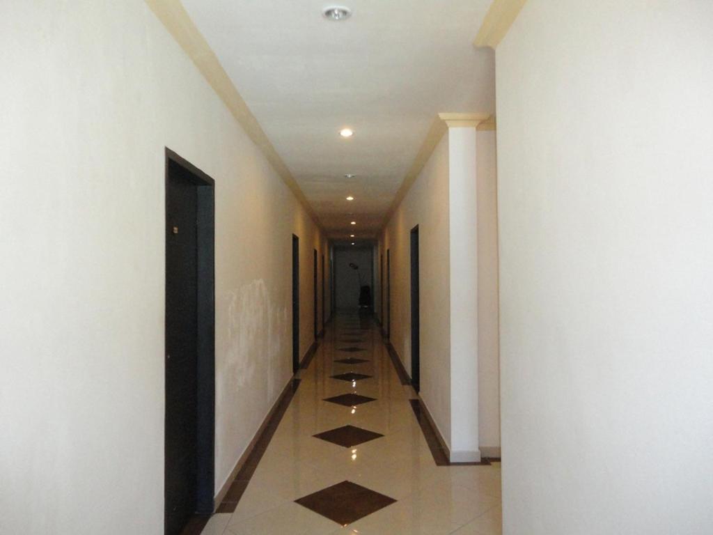 Grand Duta Hotel Palu Ngoại thất bức ảnh