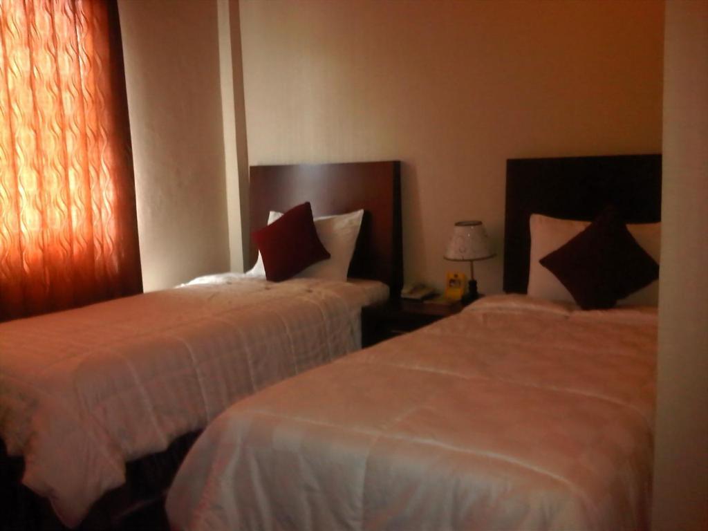 Grand Duta Hotel Palu Phòng bức ảnh