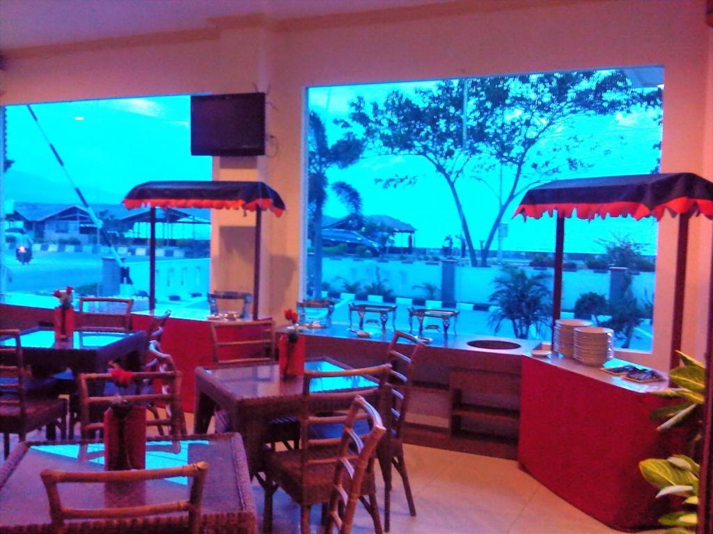 Grand Duta Hotel Palu Ngoại thất bức ảnh